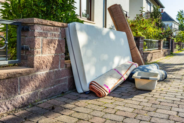 Best Hot Tub Removal  in Ina, IL